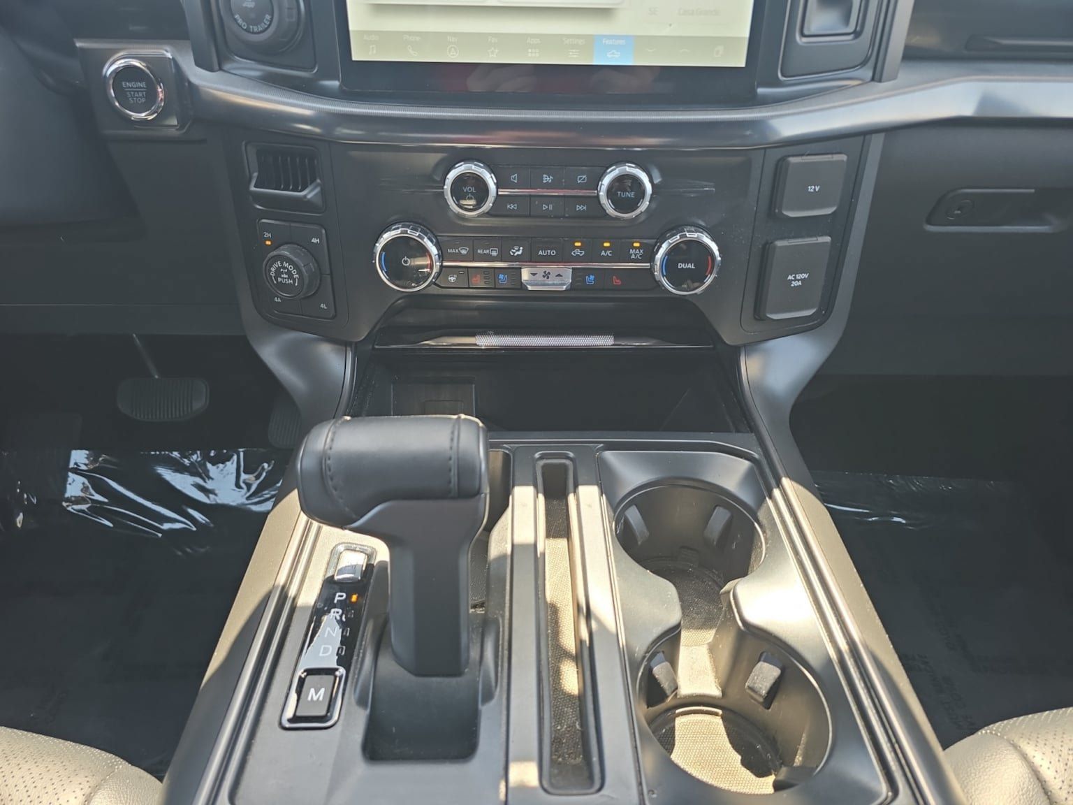 Used 2024 Ford F150 Lariat AWD/4WD image 15