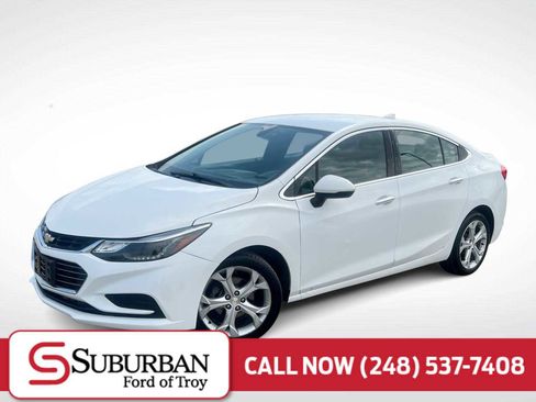 Used 2019 Chevrolet Cruze LT w/ LT Fleet Convenience Package image 1