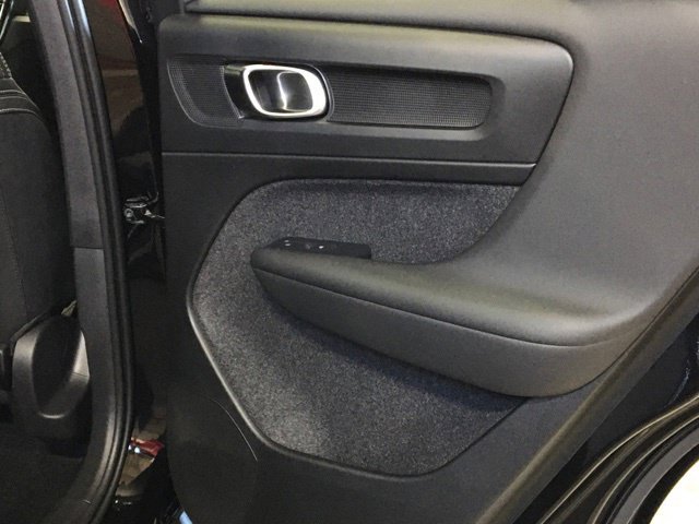 New 2024 Volvo XC40 Recharge Plus w/ Protection Package Premier RWD image 33