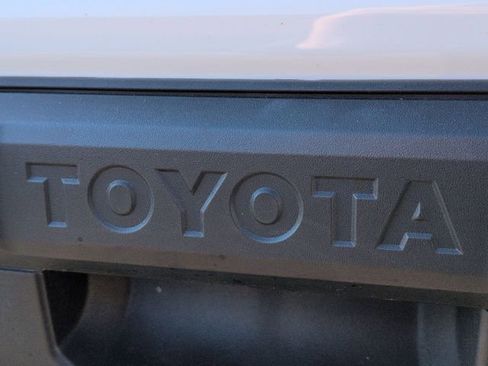 Certified 2025 Toyota Tacoma TRD Pro AWD/4WD image 28