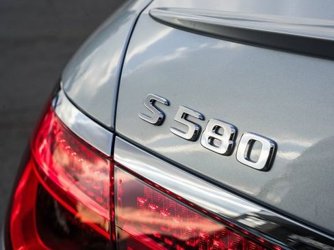 New 2026 Mercedes-Benz S 580 4MATIC Sedan image 9