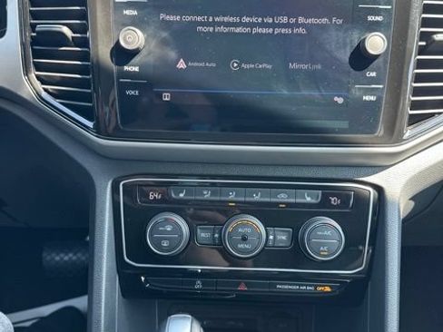 Used 2023 Volkswagen Atlas SE AWD/4WD image 28