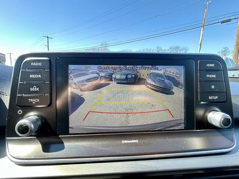 Used 2020 Kia Telluride LX FWD image 26