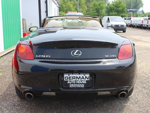 Used 2002 Lexus SC 430 Convertible RWD image 8