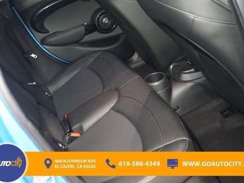 Used 2019 MINI Cooper S w/ Premium Package image 15