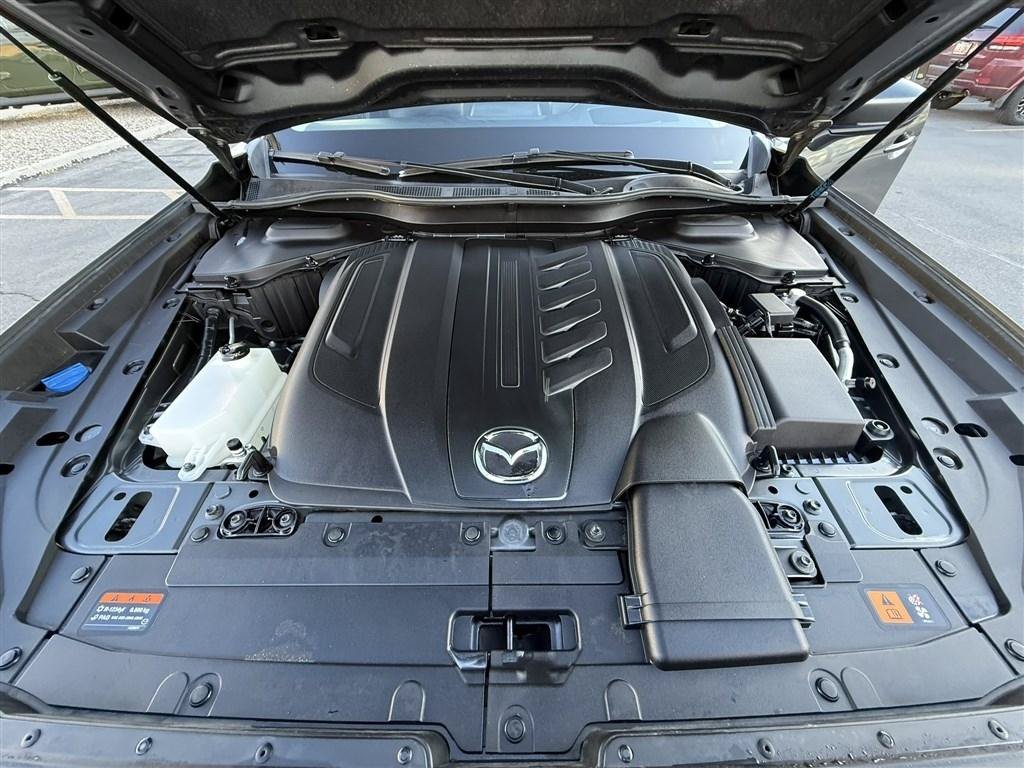 Used 2024 MAZDA CX-90 3.3 Turbo w/ Preferred Plus AWD/4WD image 42