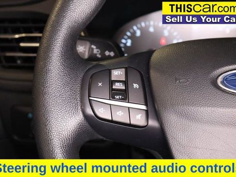 Used 2020 Ford Escape SE image 11