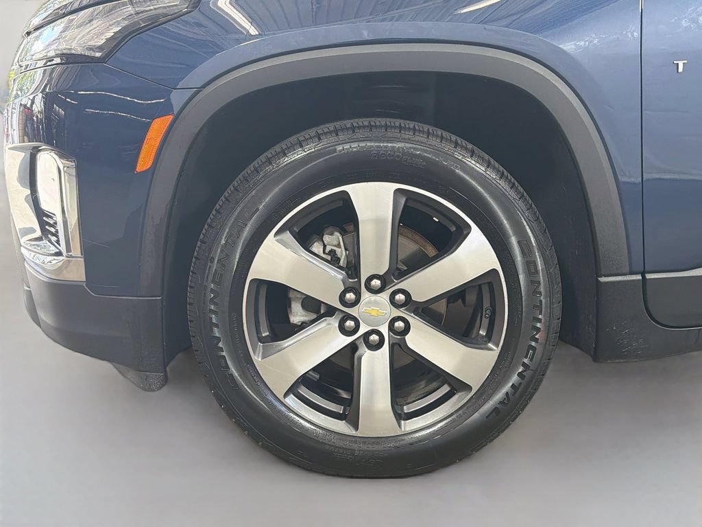 Used 2023 Chevrolet Traverse LT w/ LT Premium Package AWD/4WD image 34