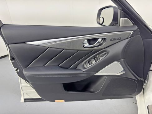 Used 2017 INFINITI Q50 3.0t Premium w/ 3.0T Premium Plus Package image 43