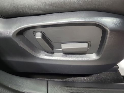 Used 2023 MAZDA CX-5 AWD 2.5 S w/ Preferred Package image 22