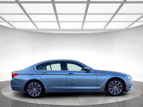 Used 2018 BMW 530e xDrive xDrive iPerformance image 4