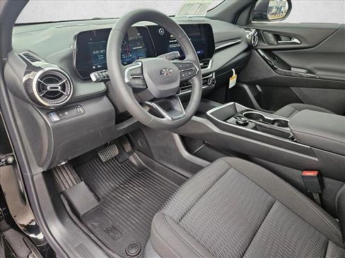 New 2026 Chevrolet Equinox LT w/ Midnight Edition FWD image 3