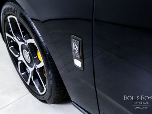 Certified 2024 Rolls-Royce Cullinan Black Badge w/ Dark Exterior Package AWD/4WD image 46