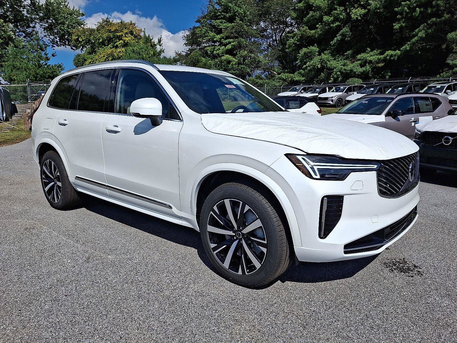 Certified 2026 Volvo XC90 B6 Core w/ Protection Package AWD/4WD image 1