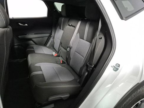 New 2026 Chevrolet Blazer LT w/ Convenience Package FWD image 24