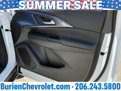 New 2026 Chevrolet Equinox EV LT FWD image 21