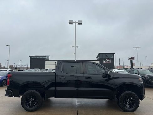 Used 2022 Chevrolet Silverado 1500 LT Trail Boss w/ Safety Package image 3