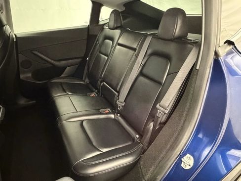 Used 2023 Tesla Model Y Long Range AWD/4WD image 25