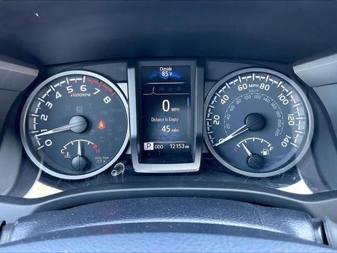 Used 2023 Toyota Tacoma TRD Sport image 26