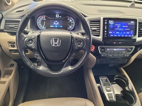 Used 2018 Honda Pilot Elite image 22