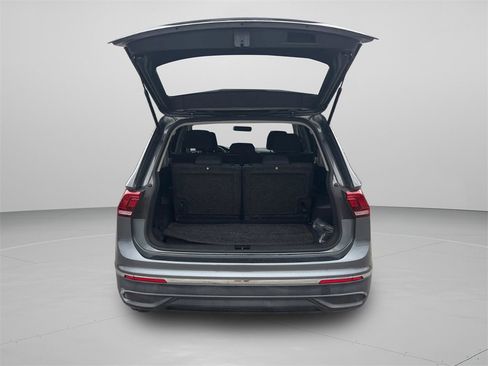 Used 2022 Volkswagen Tiguan S image 29