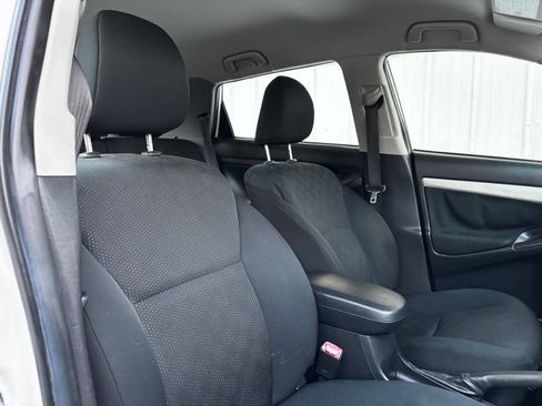 Used 2010 Toyota Matrix image 30