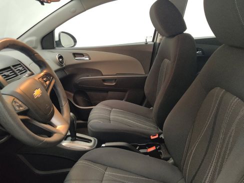 Used 2016 Chevrolet Sonic LT FWD image 17
