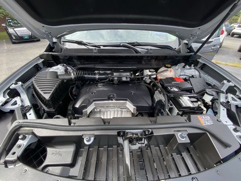 Used 2020 GMC Acadia SLE FWD image 30