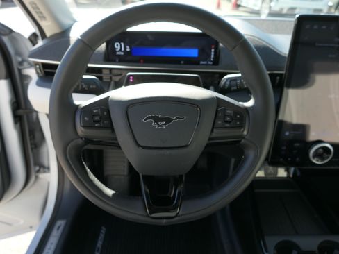 Used 2021 Ford Mustang Mach-E Premium AWD/4WD image 18