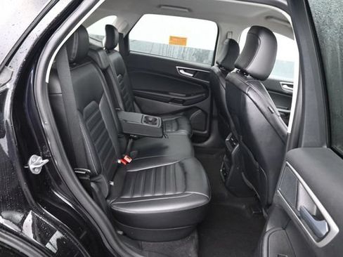 Used 2024 Ford Edge SEL w/ Convenience Package AWD/4WD image 8
