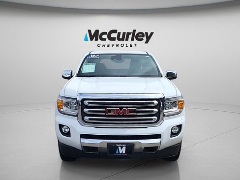 Used 2018 GMC Canyon SLT w/ Driver Alert Package AWD/4WD image 2