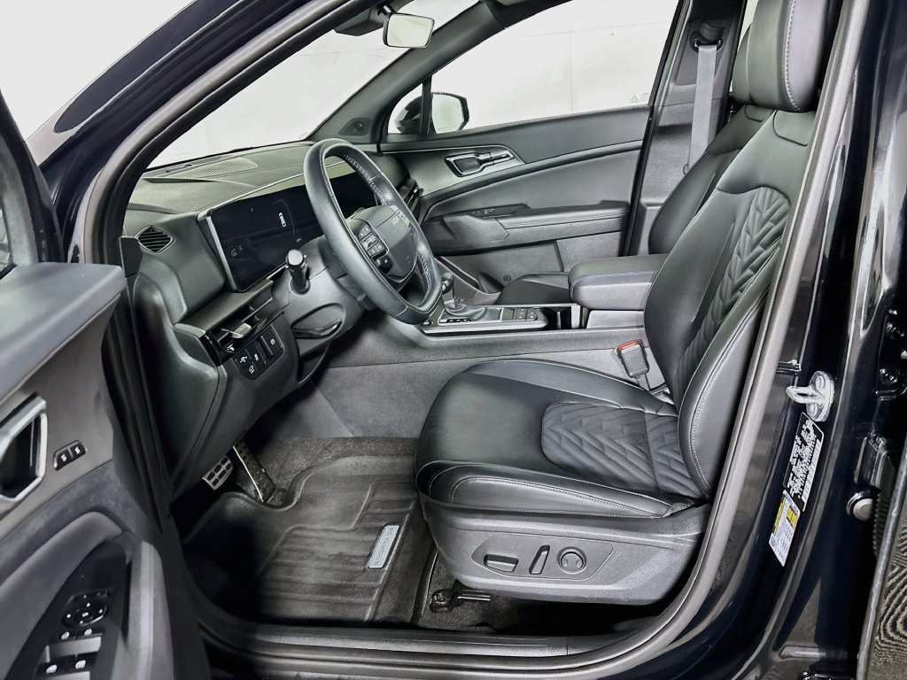 Certified 2026 Kia Sportage X-Pro Prestige AWD/4WD image 11
