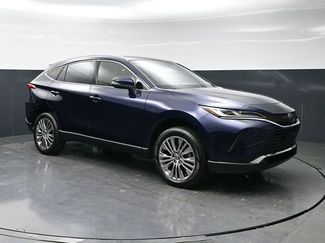 Used 2022 Toyota Venza Limited w/ Advanced Technology Package video 3