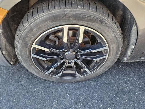 Used 2010 Mercury Milan FWD image 19