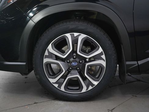 Used 2023 Subaru Ascent Touring AWD/4WD image 31