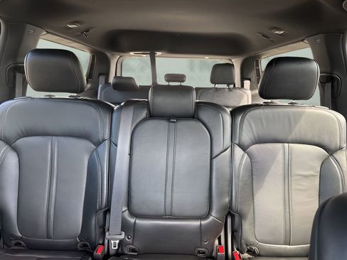 Used 2022 Jeep Wagoneer Series III w/ Convenience Group I image 11