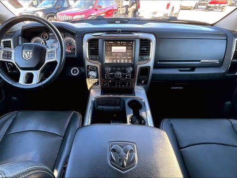 Used 2017 RAM 1500 Laramie w/ Convenience Group image 16