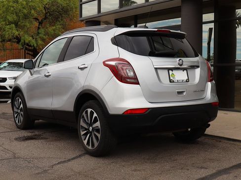 Used 2021 Buick Encore Preferred w/ Safety Package II FWD image 9
