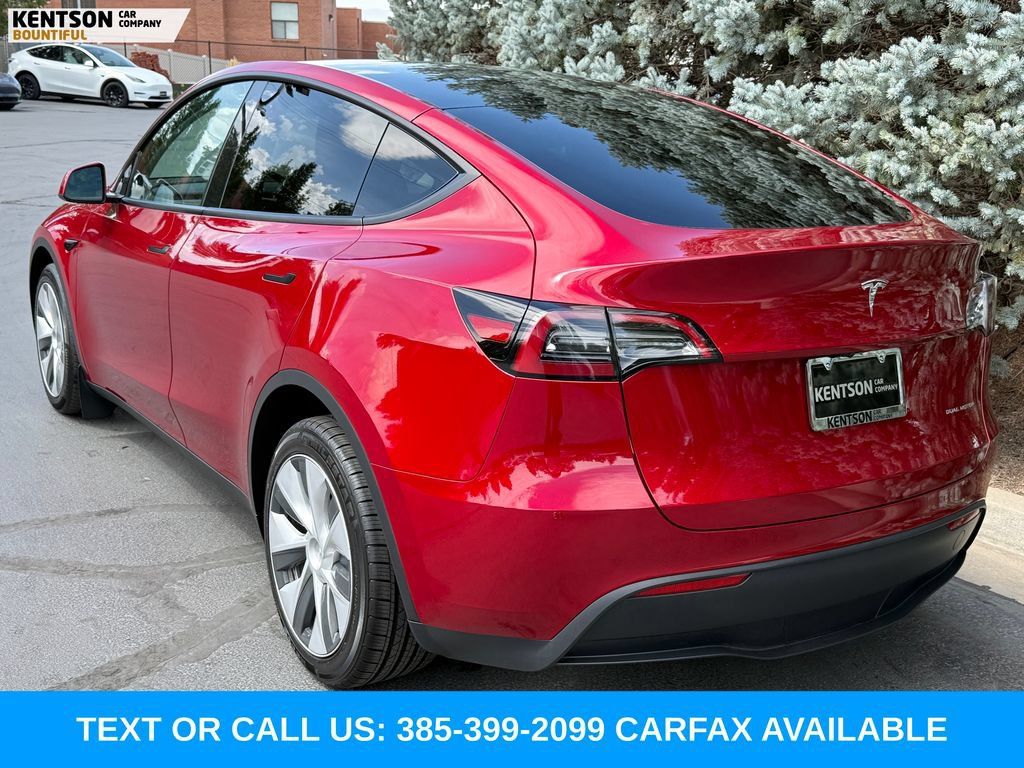Used 2024 Tesla Model Y Long Range AWD/4WD image 6