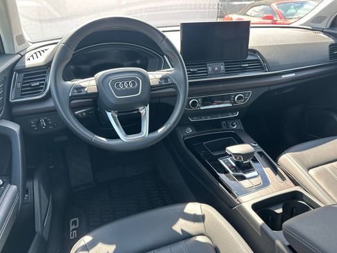 Used 2023 Audi Q5 2.0T Premium Plus w/ Premium Plus Package AWD/4WD image 23