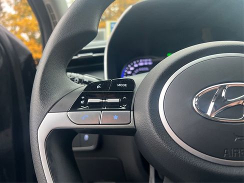 Certified 2024 Hyundai Tucson SE image 21