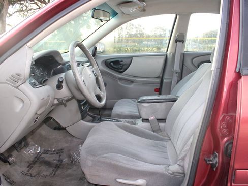 Used 2003 Chevrolet Malibu Sedan 4D image 4