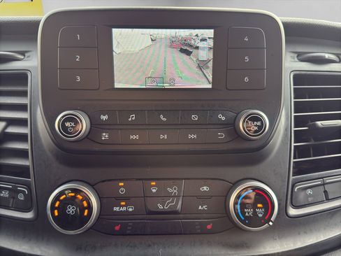 Used 2022 Ford Transit 350 XL image 25