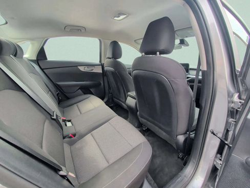 Used 2024 Kia Forte LXS FWD image 29