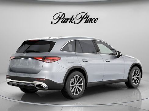 Used 2026 Mercedes-Benz GLC 300 image 21