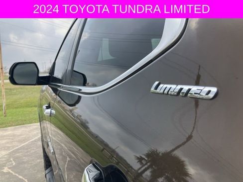 Used 2024 Toyota Tundra Limited w/ Power Package image 17