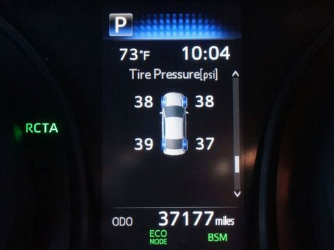 Used 2023 Toyota Camry SE w/ Audio Upgrade Package FWD image 4