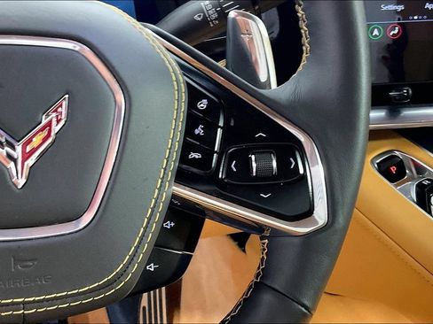 Used 2023 Chevrolet Corvette Stingray Premium Conv w/ Z51 Performance Package RWD image 24