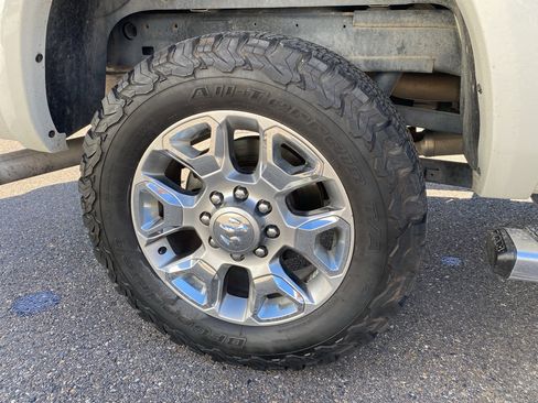 Used 2016 RAM 2500 Limited image 2