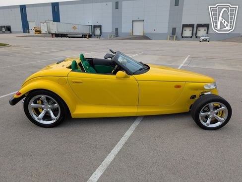 Used 1999 Plymouth Prowler image 17